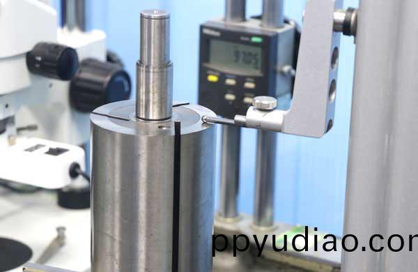 真空泵運(yun)作原理(li)2